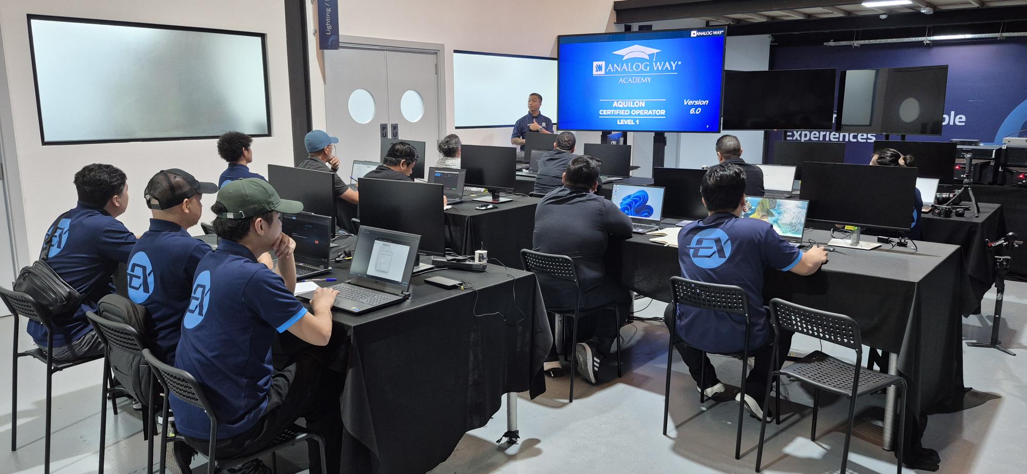 Extreme Productions team at the Analog Way Aquilon certified operator training